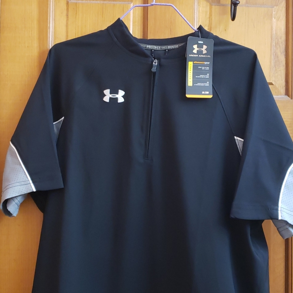 Under Armour baseball zip up shirt